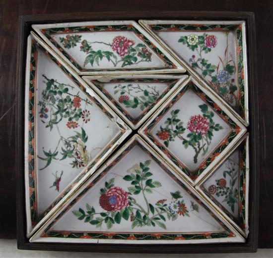 A Chinese rosewood boxed famille rose supper set, 19th century, 28cm, porcelain dishes damaged